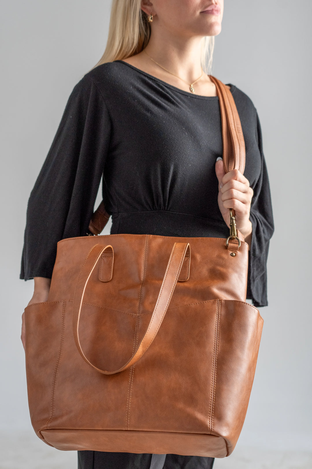 Oversized Travel Tote Concealed Carry Bag USA Cowhide GTM-107