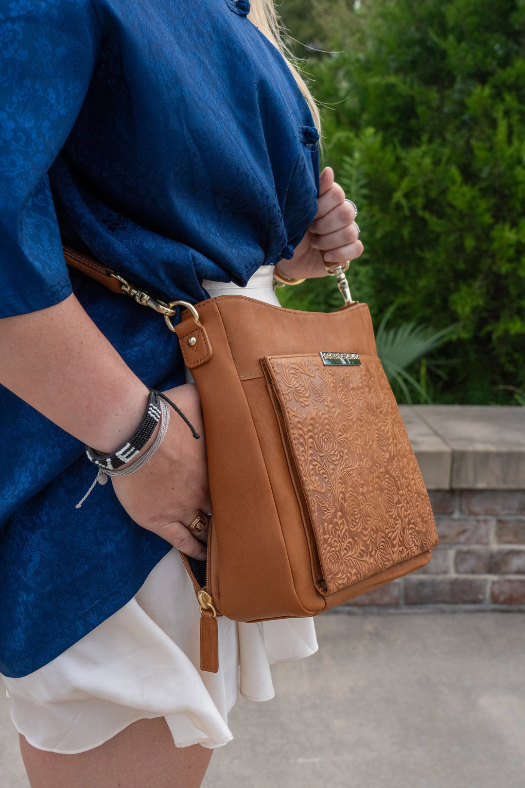Slim Crossbody Concealed Carry Brushed USA Cowhide GTM-98