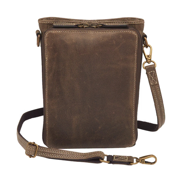 Large Essentials Crossbody Pouch – GTM-CZY/11