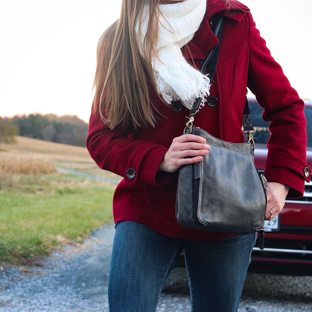 red crossbody bag outfit